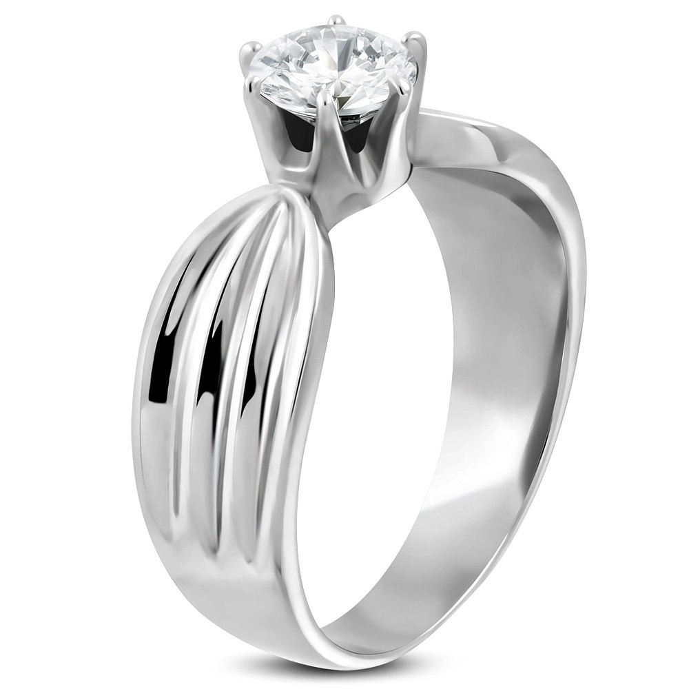 Dámsky prsteň z ocele 316L s čírym zirkónom a zárezmi po stranách - Veľkosť: 53 mm