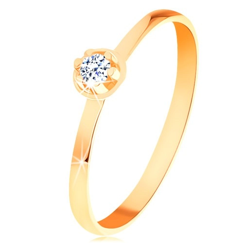 Prsteň v žltom 14K zlate - číry diamant vo vyvýšenom okrúhlom kotlíku - Veľkosť: 50 mm
