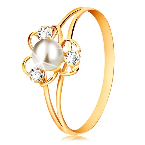 Prsteň v 9K žltom zlate - kvet s tromi lupienkami, bielou perlou a čírymi zirkónmi - Veľkosť: 59 mm