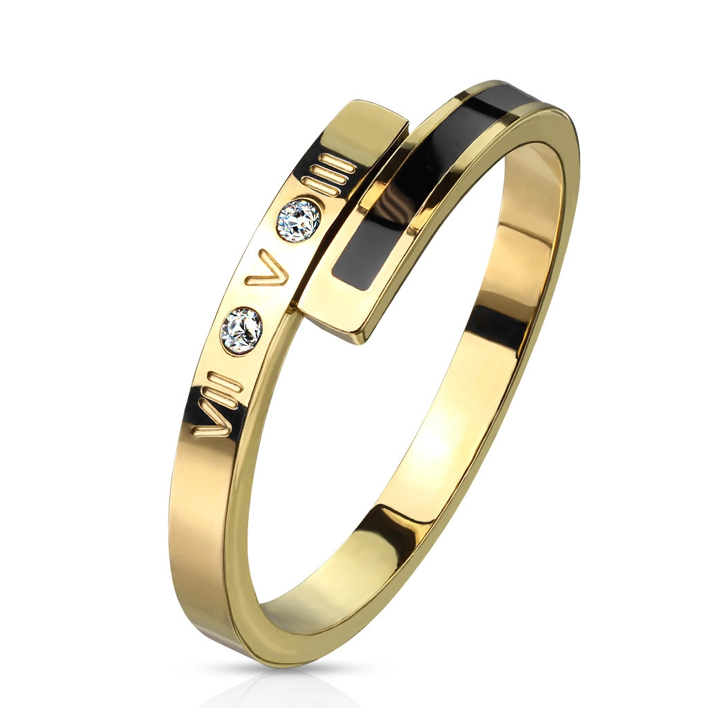 Oceľový prsteň v zlatej farbe - čierny pásik, dva číre zirkóniky, rímske číslice, 2 mm  - Veľkosť: 49 mm