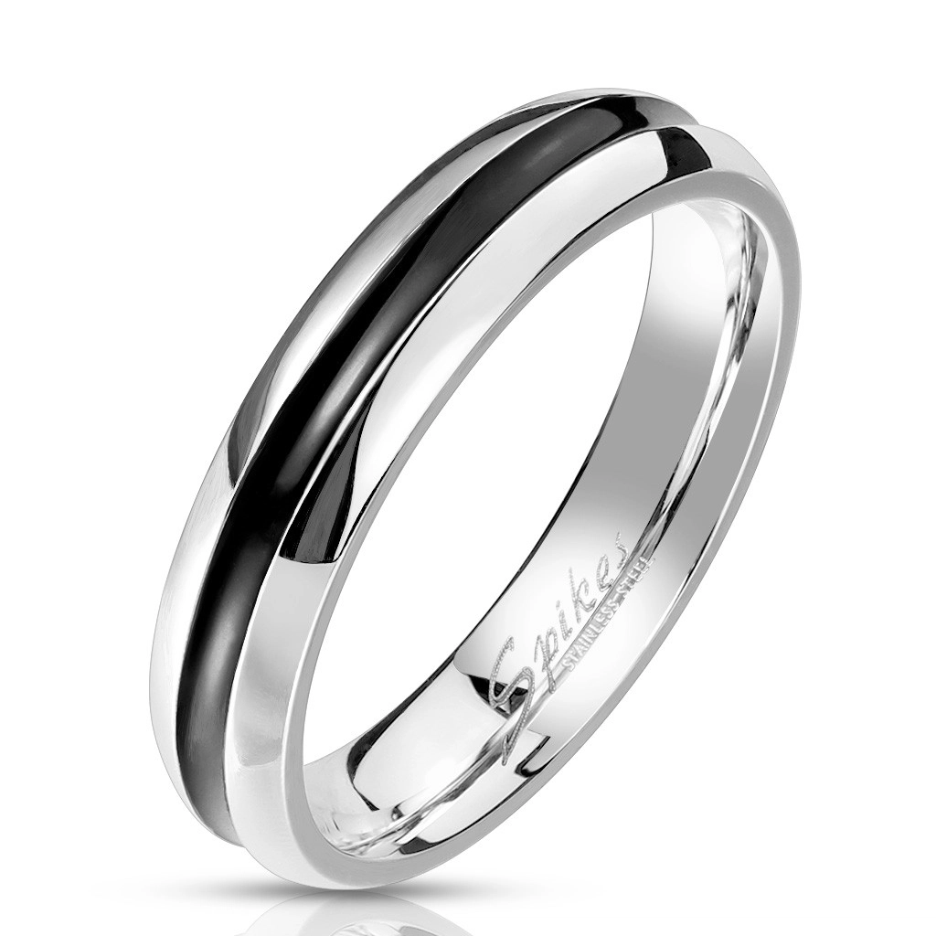 Oceľový prsteň v striebornom farebnom prevedení - pásik s čiernou glazúrou, 4 mm - Veľkosť: 55 mm