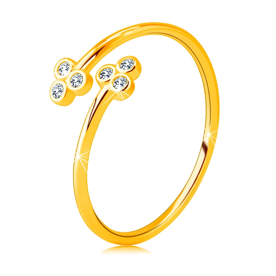 Zlatý 375 prsteň s úzkymi ramenami - dva trojlístky s čírymi okrúhlymi zirkónikmi - Veľkosť: 58 mm
