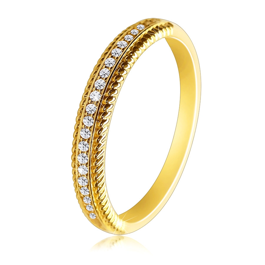 Zlatý 14K prsteň - ozdobne vrúbkované lemovanie ramien, číre zirkóniky - Veľkosť: 58 mm