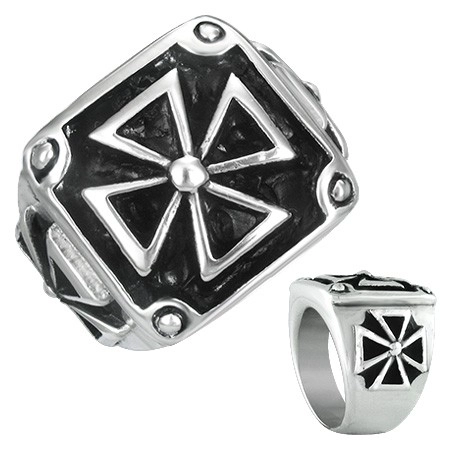 Pečatný prsteň z ocele - maltézsky kríž v ráme s patinou - Veľkosť: 55 mm
