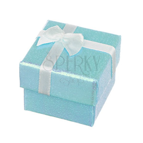 Darčeková krabička - perleťovo modrý povrch so stuhou
