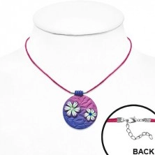 Náhrdelník fimo - ružovo-modrý kruh s kvietkami na ružovej šnúrke