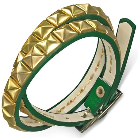 E-shop Šperky Eshop - Kožený náramok - zelený opasok, pyramídy zlatej farby AB21.16