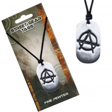 Čierny náhrdelník, lesklá kovová známka, symbol anarchie