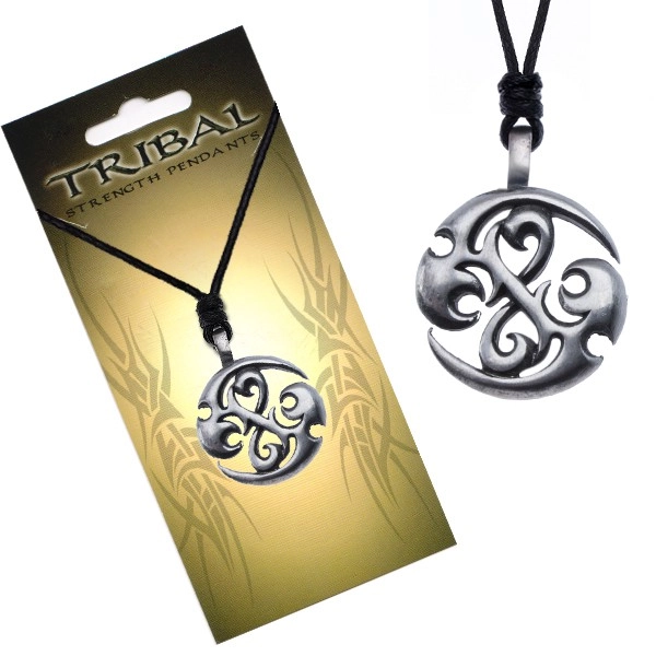 E-shop Šperky Eshop - Čierny náhrdelník, TRIBAL prívesok - kruh s dračími špirálami S3.18