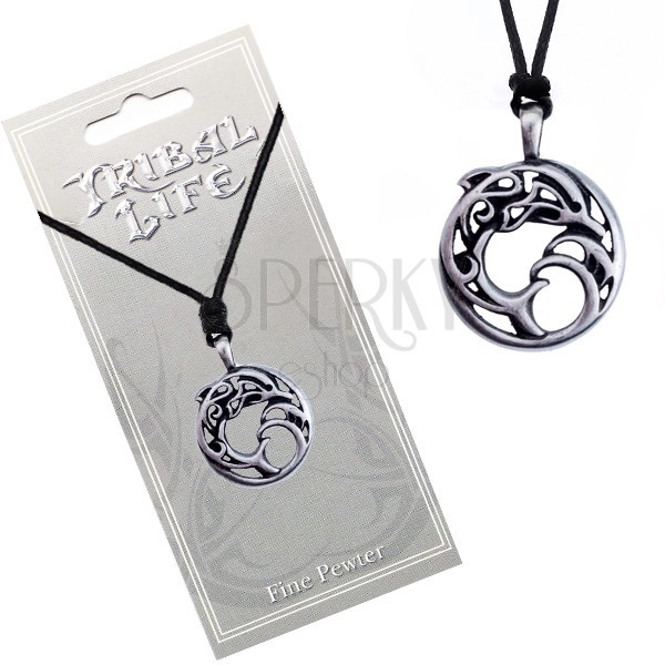 Náhrdelník - kovový kruh s ornamentmi, delfín vo vlnách, šnúrka