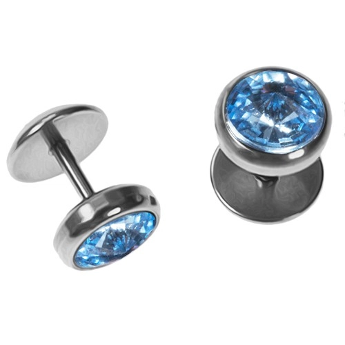 E-shop Šperky Eshop - Fake plug do ucha z ocele - pyramídovo brúsený zirkón svetlo-modrej farby PC29.18