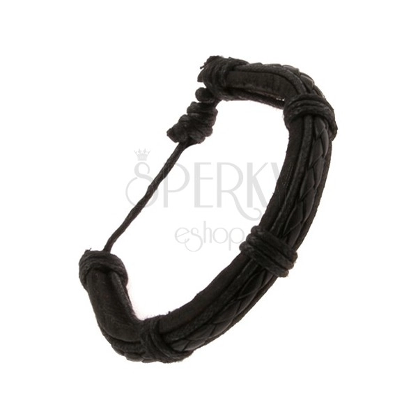 Čierny kožený náramok, zapletaný pás a šnúrky