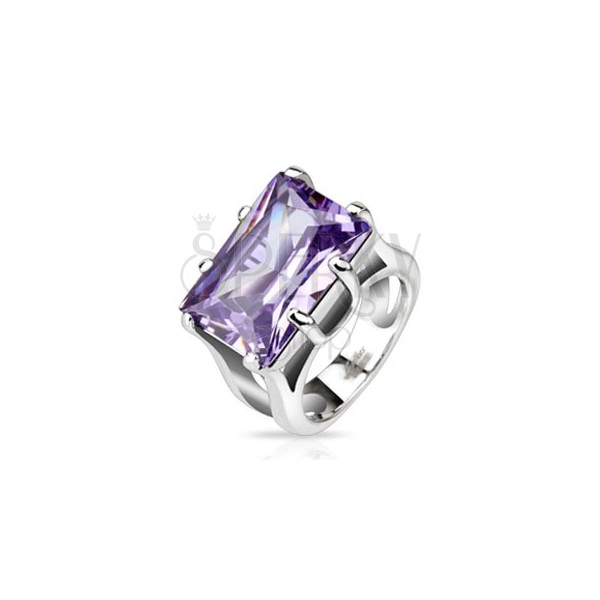 Oceľový prsteň s masívnym obdĺžnikovým fialovým kamienkom