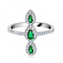 Prsteň zo striebra 925, tri zelené slzičkové kamienky, zirkónový lem