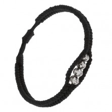 Pletený šnúrkový náramok čiernej farby, štyri patinované korálky
