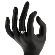 Strieborný zásnubný prsteň 925, okrúhly číry zirkón, úzke ramená