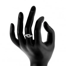 Zásnubný prsteň zo striebra 925, zvlnené konce ramien, číre zirkóny