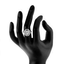 Strieborný prsteň 925, širšia kontúra zo symbolov "infinity", oválny číry zirkón
