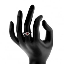 Zásnubný prsteň zo striebra 925, okrúhly červený zirkón, číry lem