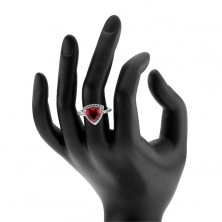 Strieborný prsteň 925, trojuholník, ružový zirkón, ligotavý lem, výrezy