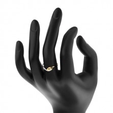 Zlatý prsteň 375 - nepravidelne zahnuté konce ramien, ligotavý zirkón