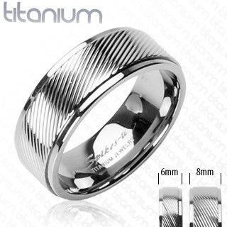 Titánový prsteň s diagonálnymi pruhmi - Veľkosť: 55 mm