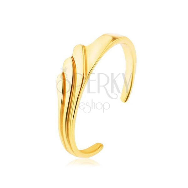 Strieborný prsteň 925 zlatej farby, vysoký lesk, tri gravírované zvlnené línie