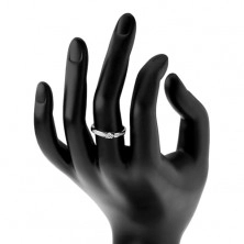 Strieborný prsteň 925, úzke lesklé ramená, priehľadné zirkóny