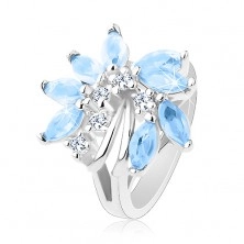 Ligotavý prsteň, strieborný odtieň, nesúmerný kvet zo zirkónov, lesklé oblúčiky
