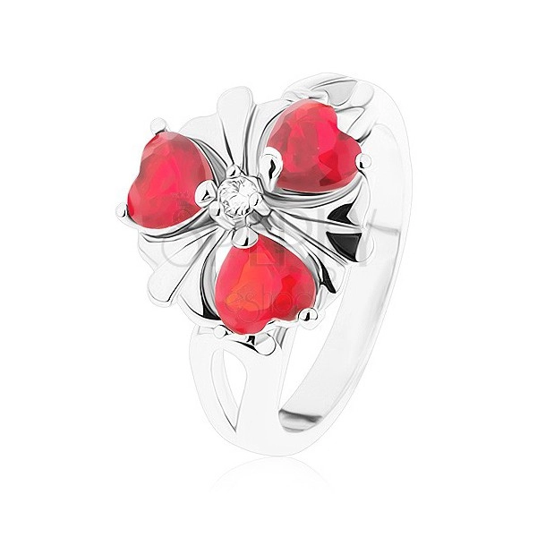 Oceľový prsteň, ligotavý kvet s červenými srdiečkovými zirkónmi