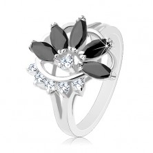 Ligotavý prsteň v striebornom odtieni, číry zirkónový oblúk, čierny neúplný kvet