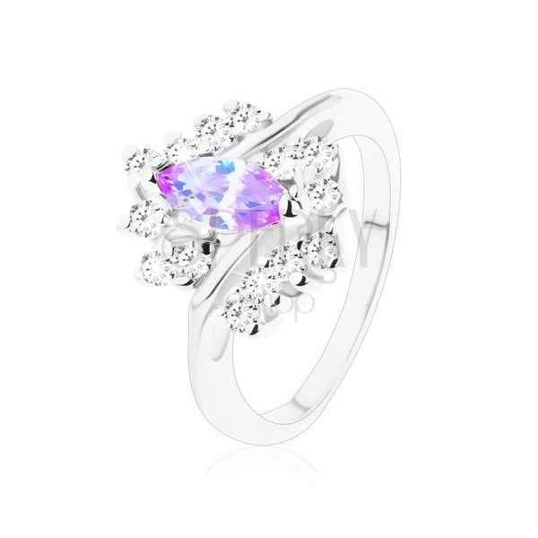 Trblietavý prsteň so svetlofialovým zrnkom, zvlnený rad čírych zirkónov