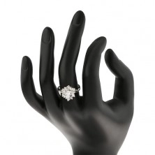 Ligotavý prsteň s úzkymi ramenami, kolmé zrno a zirkóny s čírym odtieňom