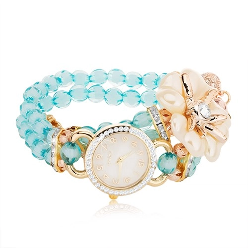 E-shop Šperky Eshop - Náramkové hodinky z modrých korálok, ciferník so zirkónmi, biely kvet Z10.05