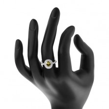 Ródiovaný prsteň, striebro 925, oválny svetlozelený zirkón, číry zirkónový lem
