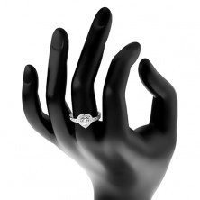 Zásnubný prsteň - striebro 925, číre srdiečko, trblietavá kontúra a ramená