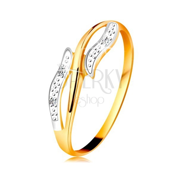 Diamantový prsteň zo 14K zlata, zvlnené dvojfarebné ramená, tri číre diamanty