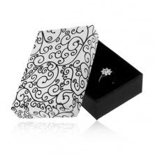 Krabička na set alebo náhrdelník v čierno-bielom prevedení, potlač ornamentov