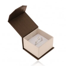 Hnedo-béžová krabička na prsteň alebo náušnice, ligotavý povrch, magnet