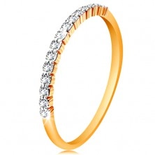 Zlatý 14K prsteň - pás trblietavých čírych zirkónikov, lesklé ramená