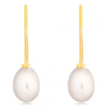 Náušnice v žltom 14K zlate - biela oválna perla na háčiku
