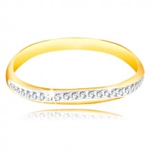 Zlatý 14K prsteň - ligotavý zvlnený pás z čírych zirkónov a bieleho zlata