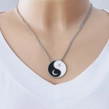 Oceľový náhrdelník, dve retiazky, čierno-biely symbol Jin a Jang, mesiac a hviezda