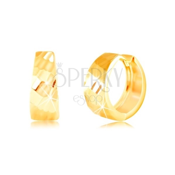 Zlaté náušnice 585 - lesklý rozšírený krúžok, ligotavý brúsený povrch