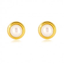 Zlaté náušnice 375 - sladkovodná perla bielej farby v okrúhlej objímke, puzetky