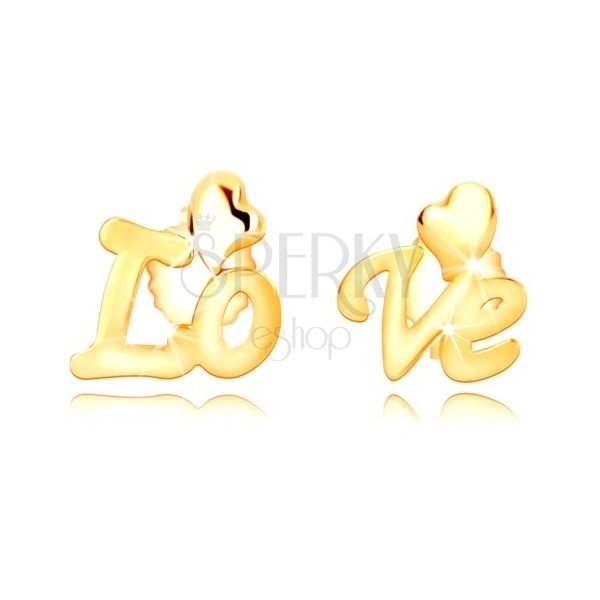 Náušnice v 9K žltom zlate - rozdelený nápis "Love", nepravidelné srdiečka, puzetky