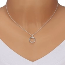 Strieborný náhrdelník 925 - zvislá zirkónová línia a sedemuholník, retiazka