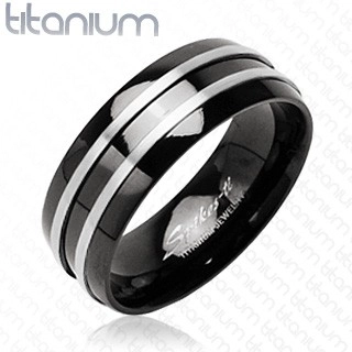 Čierny prsteň z titánu - dva  tenké pásy striebornej farby - Veľkosť: 69 mm