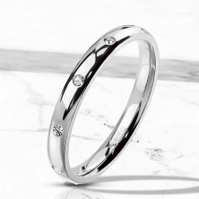 Oceľový prsteň striebornej farby - okrúhle číre zirkóniky, 3 mm