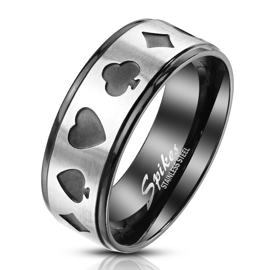 Prsteň z ocele v čierno-striebornom odtieni - symboly hracích kariet v pokery, 8 mm   - Veľkosť: 67 mm
